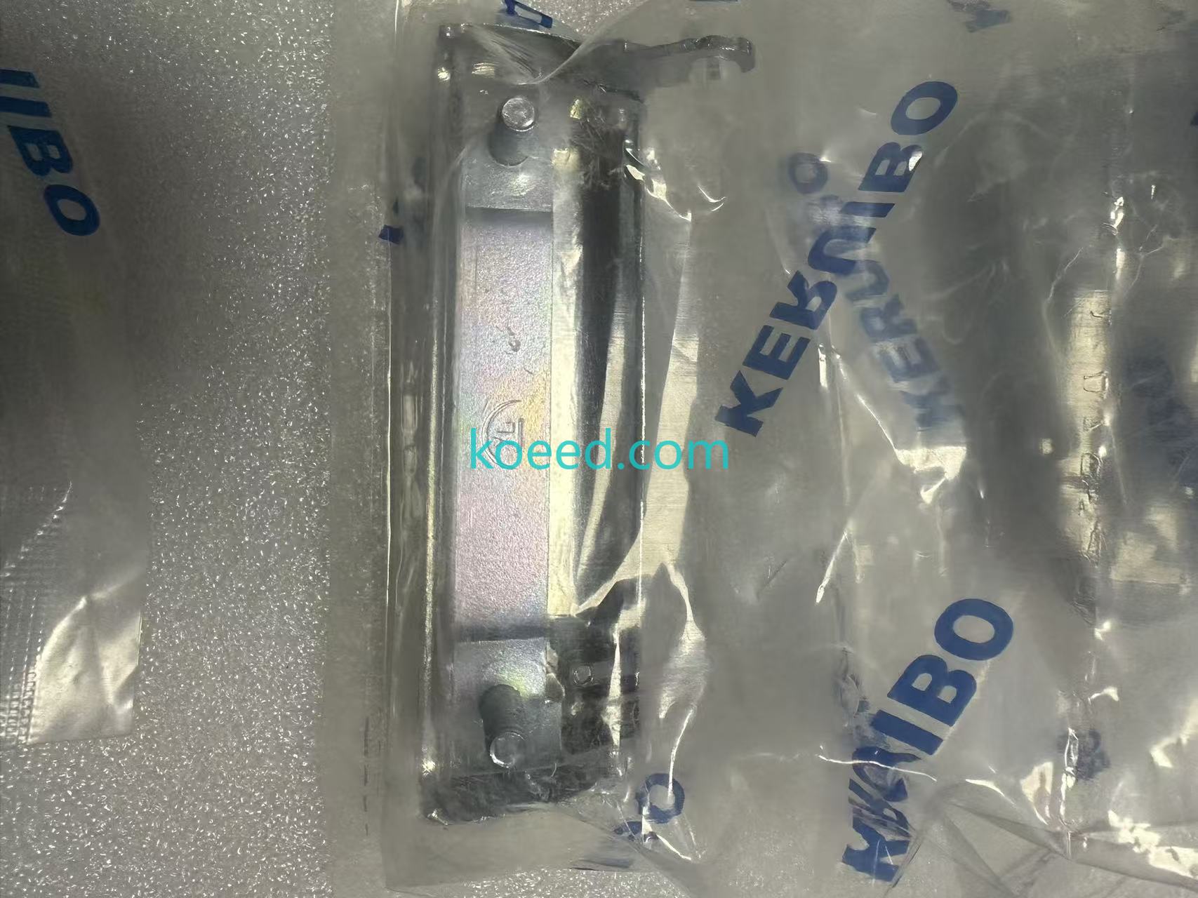 For Kobelco SK60-3 120-3 200-3 cab door lock assembly - Koeed Fashion View